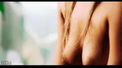 Парень целует грудь - 3000 лучших порно видео